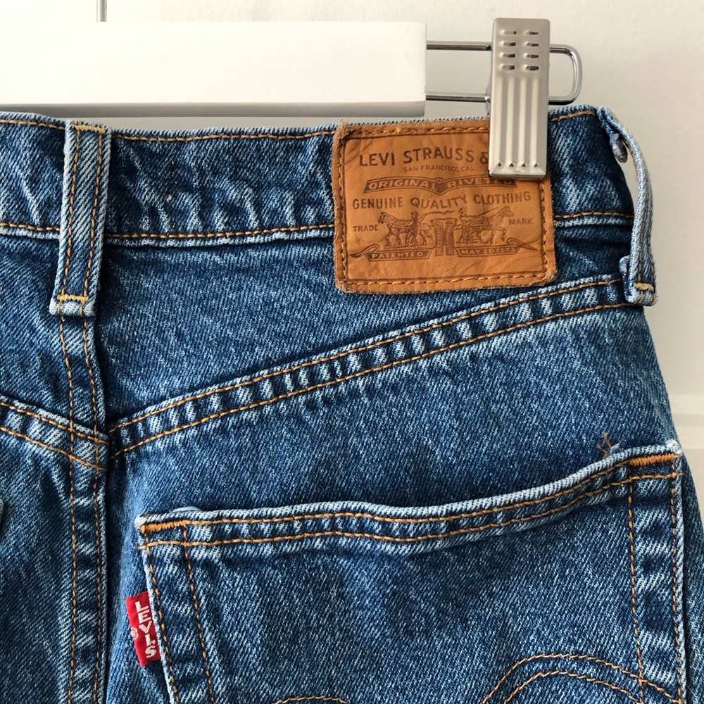 Levis Ribcage Blue Jeans
